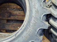 Roues, Pneus, Jantes, Barillets Jumelage BKT 2x BKT 210/95R18