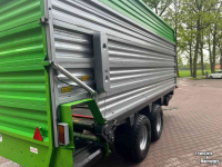 Autochargeuse Schuitemaker FE 841v