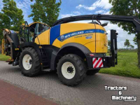 Ensileuse automotrice New Holland FR780