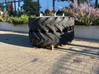 Roues, Pneus, Jantes, Barillets Jumelage Vredestein 16.9x38