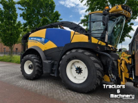 Ensileuse automotrice New Holland FR780