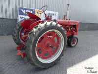 Tracteurs anciens  Mc Cormick Farmall 200