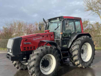 Tracteur Valtra 8950