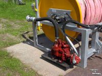 Distributeur à tuyau flexible trainé De With Slangen en slanghaspels