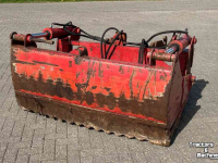 Coupe-blocs d'ensilage Redrock Alligator 160 kuilhapper met CW30