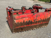 Coupe-blocs d'ensilage Redrock Alligator 160 kuilhapper met CW30