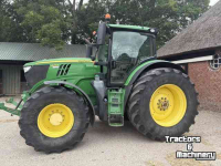 Tracteur John Deere 6215R