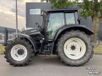 Tracteur Valtra N142