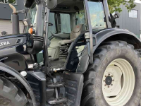 Tracteur Valtra N142