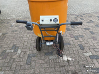 Distributeur de paille pour des logettes Flingk Flingk SE250