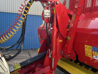 Benne d‘ensilage Pottinger Jumbo 8380 DB / 800/45R26.5