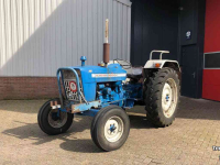 Tracteurs Ford 4000 2WD Tractor