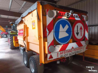 Combinaison faucheuse-aspirateur Claas Arion 530 Powershift Herder Musketier KA 180 maaiarm Veenhuis JVSK 6.000 opvangwagen