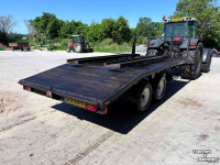 Semi-remorque surbaissé  2 Assige oprijwagen