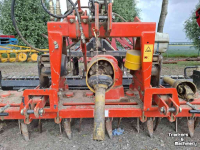 Herse rotative Maschio HB3000 met hef en pakkerwals