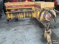 Presses New Holland 945