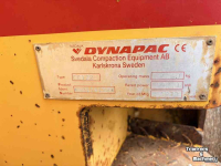 Compacteur pour asphalte Dynapac CC122