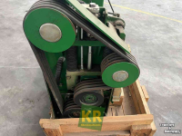 Ensileuse automotrice John Deere Korrelkneuzer / Korrel-kneuzer 7080 serie