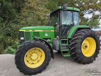 Tracteur John Deere 7700