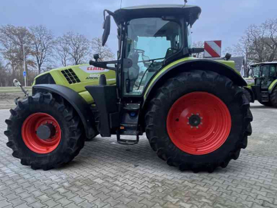 Tracteur Claas Arion 660 Cebis First Claas