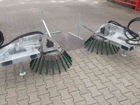 Désherbeuse à brosse rotative  VL Weed Brush onkruidborstel heftruck of shovel