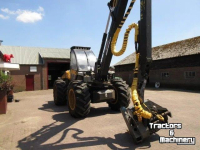 Véhicule automotrice arracheuse forestière Sampo 1066