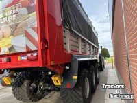 Autochargeuse Pottinger Jumbo 7450 DB Opraapwagen