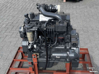 Chargeuse sur pneus Komatsu Complete MOTOR S4D95LWE voor WA80 Lader