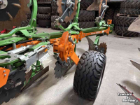 Charrues Amazone Teres 300 V 4+0