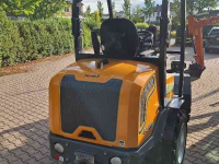 Chargeuse sur pneus Giant G2700E