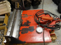 Mélangeuse distributrice autocharg. Trioliet Lademat 3500 Hydraulisch Zaagbord