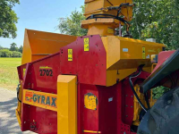 Distributeur de paille pour des logettes Gyrax gyrax stroblazer stroverdeler