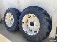 Roues, Pneus, Jantes, Barillets Jumelage Stomil 16.9-34 (420/85R34, R34, 34inch)