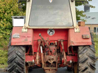Tracteur International 844 SB