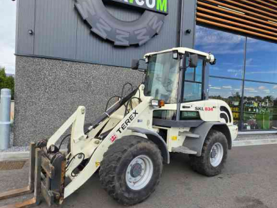 Chargeuse sur pneus Terex SKL834