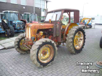 Tracteurs anciens Massey Ferguson 7000 dt