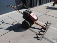 Motoculteur Bucher M300 2-wielige trekker 2-wieler tractor met maaibalk