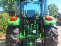 Tracteur John Deere 5075 E