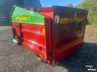 Distributeur de fourrage en bloc Strautmann bvw