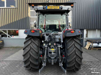 Tracteur Massey Ferguson 5M.115 D4