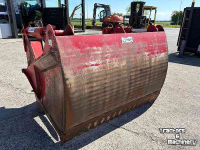 Coupe-blocs d'ensilage Redrock Alligator 180/130