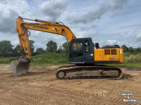 Pelles sur chenilles Hyundai 250-7A