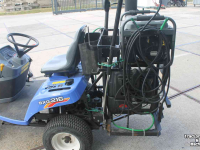 Tracteur pour horticulture Iseki SXG216H diesel hydrostaat minitrekker met Weedmaster onkruidkoker heetwatermachine