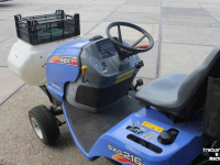 Tracteur pour horticulture Iseki SXG216H diesel hydrostaat minitrekker met Weedmaster onkruidkoker heetwatermachine