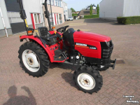 Tracteur pour vignes et vergers Shibaura st330