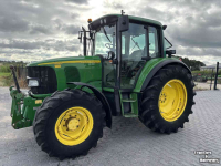 Tracteur John Deere 6220