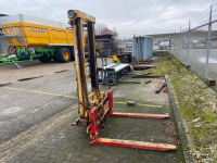 Elévateur CM Hefmast voor tractor met opklapbare lepels