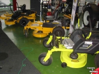 Tracteur Tondeuse Autoporté Hustler Dash/Raptor