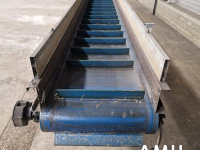 Convoyeur élévateur  9900X520 OPVOERBAND ELEVATORBAND ELEVATOR BELT FÖRDERBAND STEIGBAND