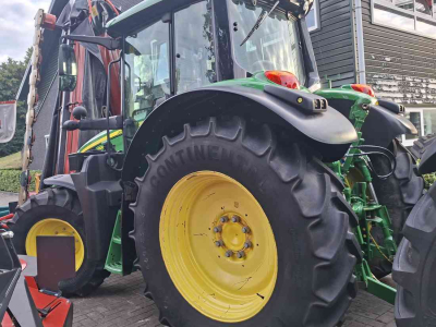 Tracteur John Deere 6100m